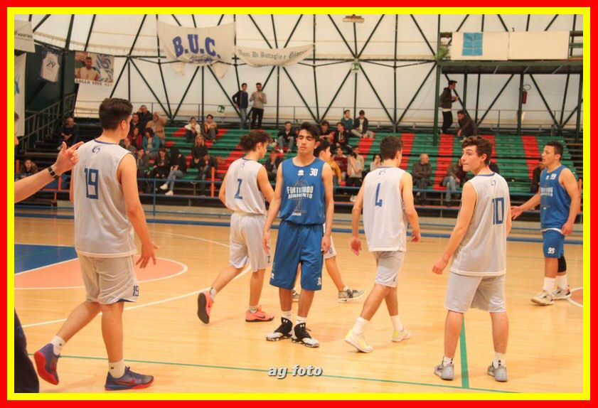 170407 basketU16 051_tn.jpg
